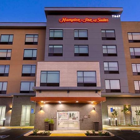 Hampton Inn & Suites Ontario Rancho Cucamonga Εξωτερικό φωτογραφία
