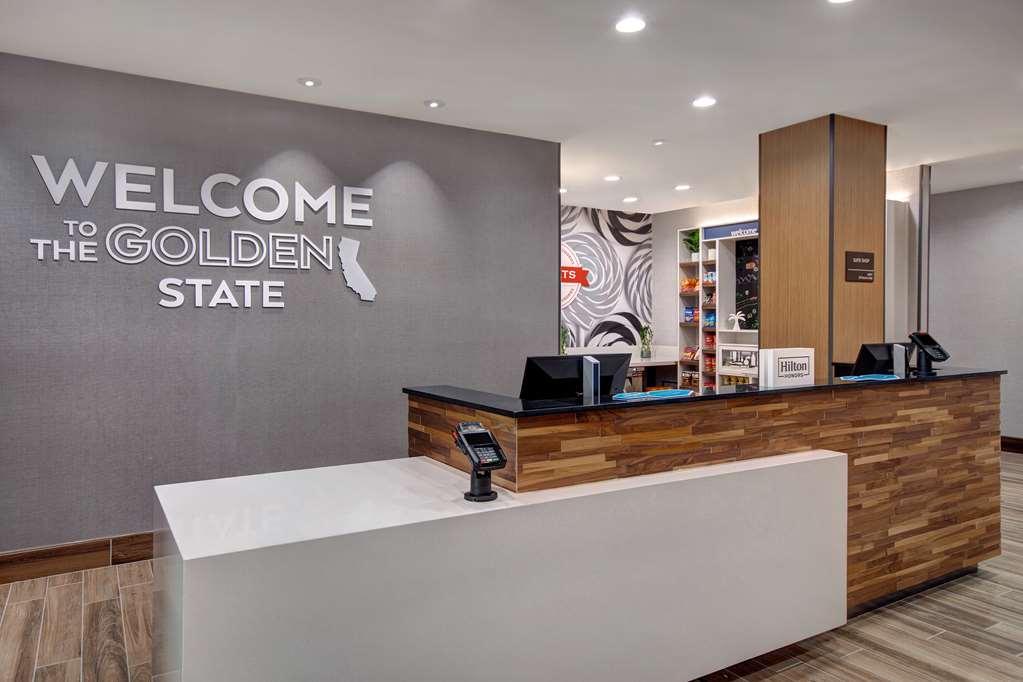 Hampton Inn & Suites Ontario Rancho Cucamonga Εξωτερικό φωτογραφία
