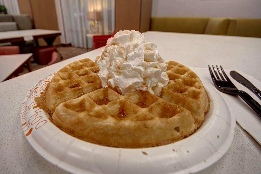 Hampton Inn & Suites Ontario Rancho Cucamonga Εξωτερικό φωτογραφία