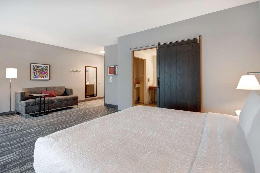 Hampton Inn & Suites Ontario Rancho Cucamonga Δωμάτιο φωτογραφία